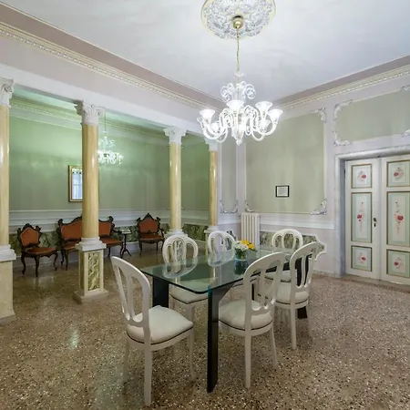Bed & Breakfast Casa Di Carlo Goldoni - Dimora Storica
